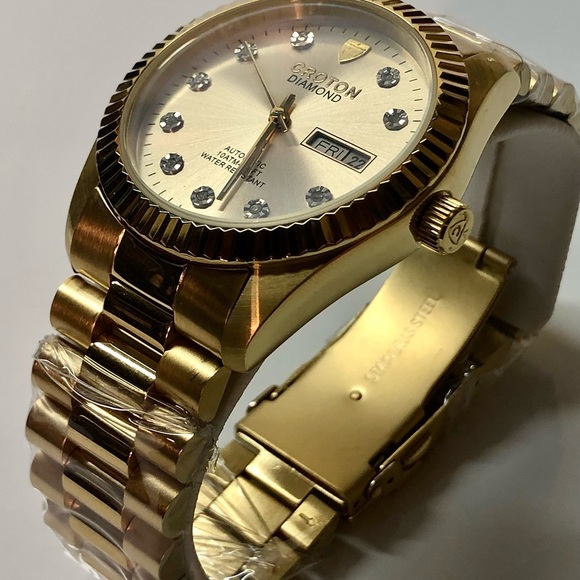 {SOLD} - Picture 2 of 7